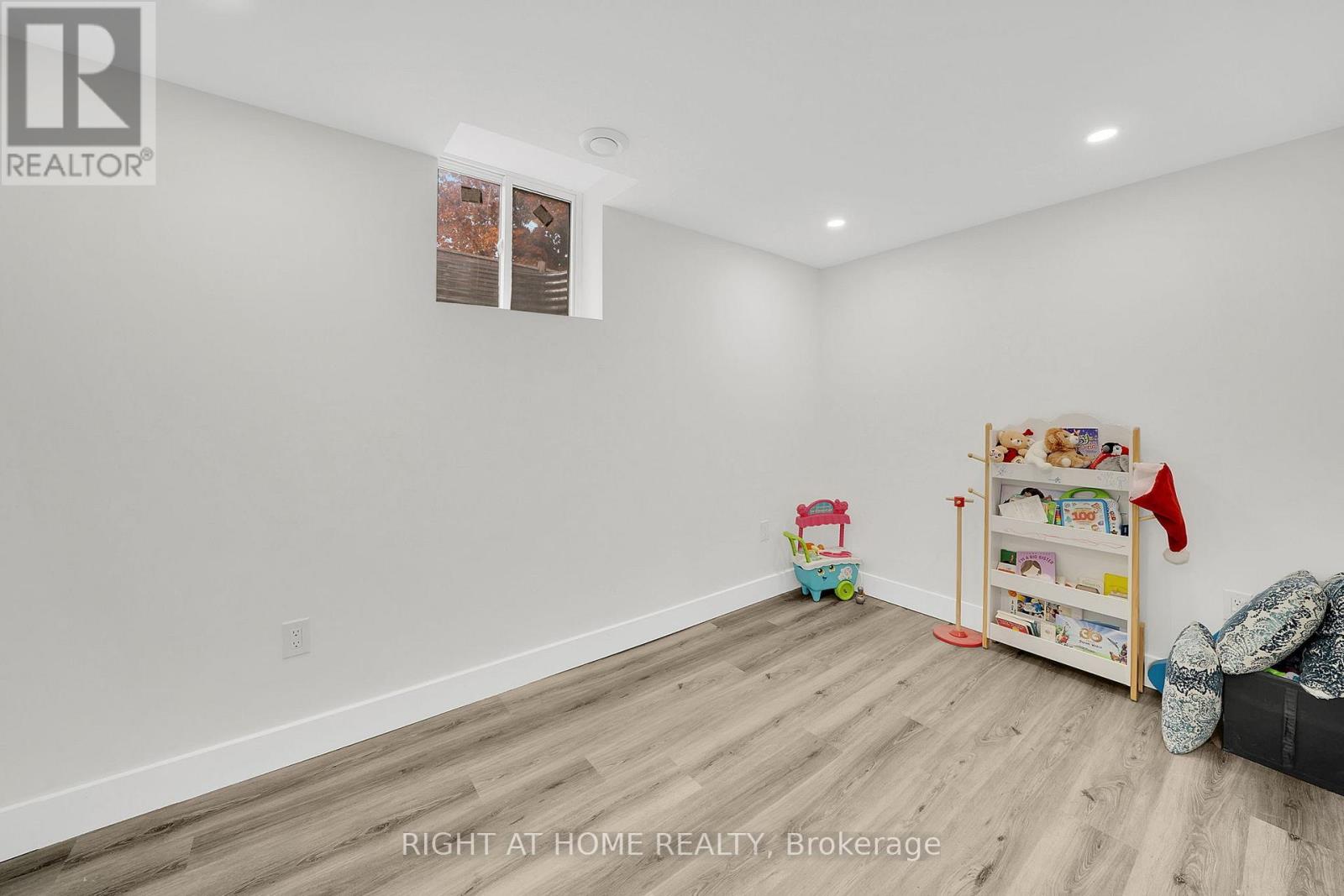 57 Wexford Road, Brampton, Ontario  L6Z 2W4 - Photo 39 - W12369463