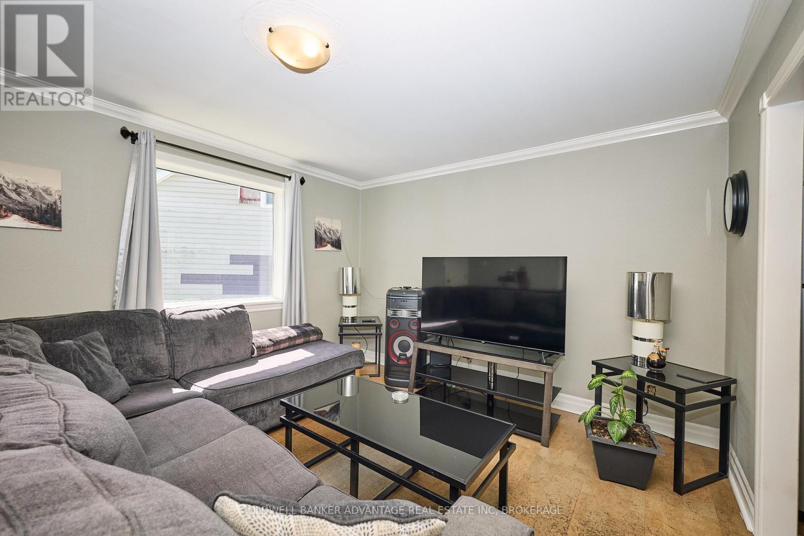 41 Dunkirk Court, Welland, Ontario  L3B 4W1 - Photo 6 - X12368275