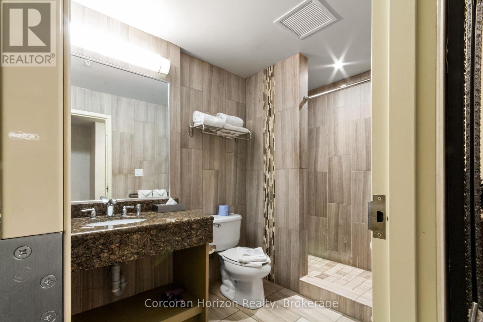 271 Merritt Street, St. Catharines (Oakdale), Ontario  L2T 1K1 - Photo 12 - X12369475