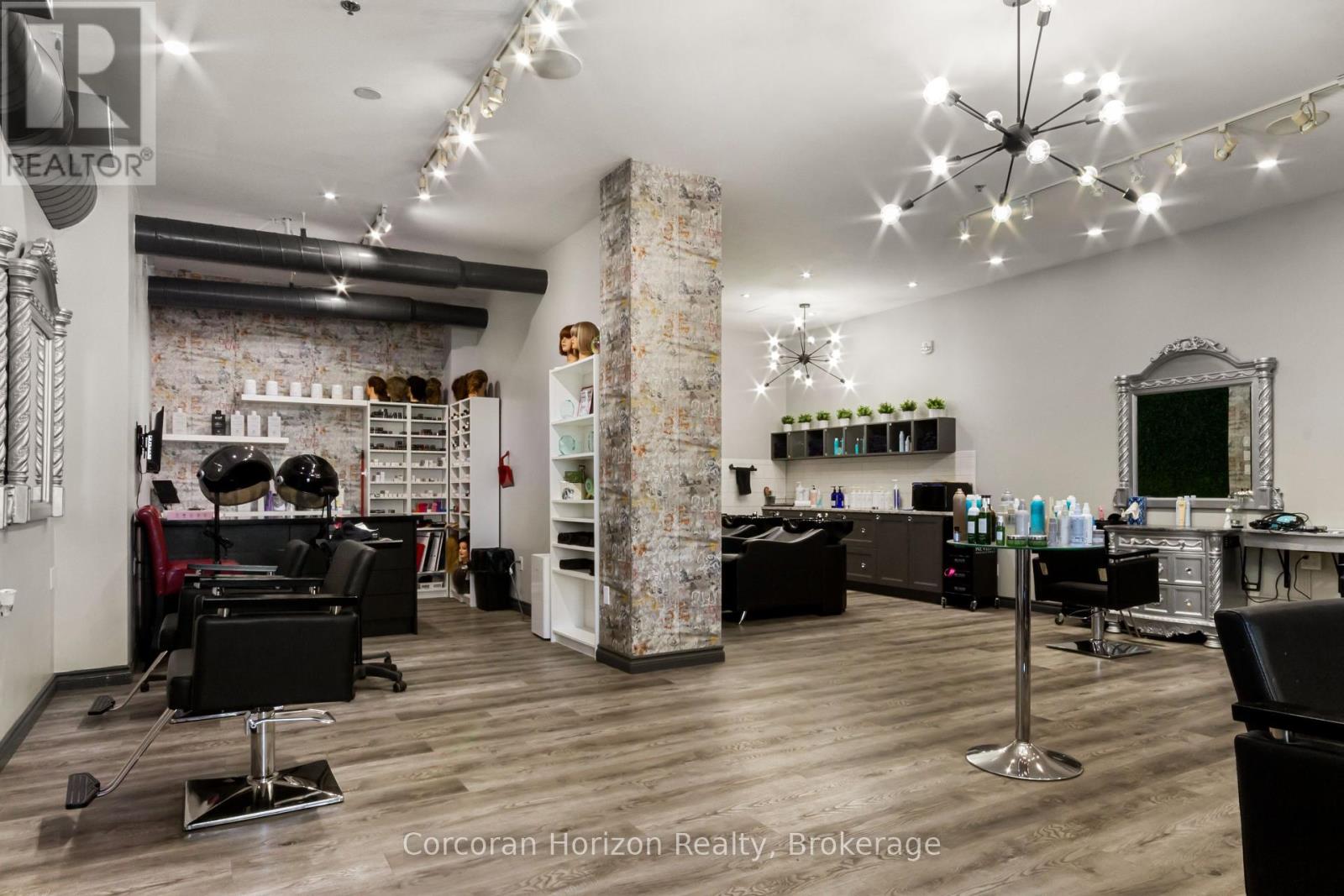 271 Merritt Street, St. Catharines (Oakdale), Ontario  L2T 1K1 - Photo 40 - X12369475