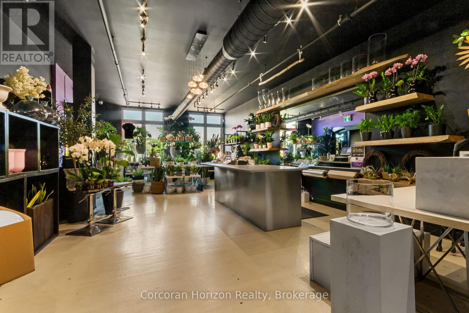 271 Merritt Street, St. Catharines (Oakdale), Ontario  L2T 1K1 - Photo 44 - X12369475