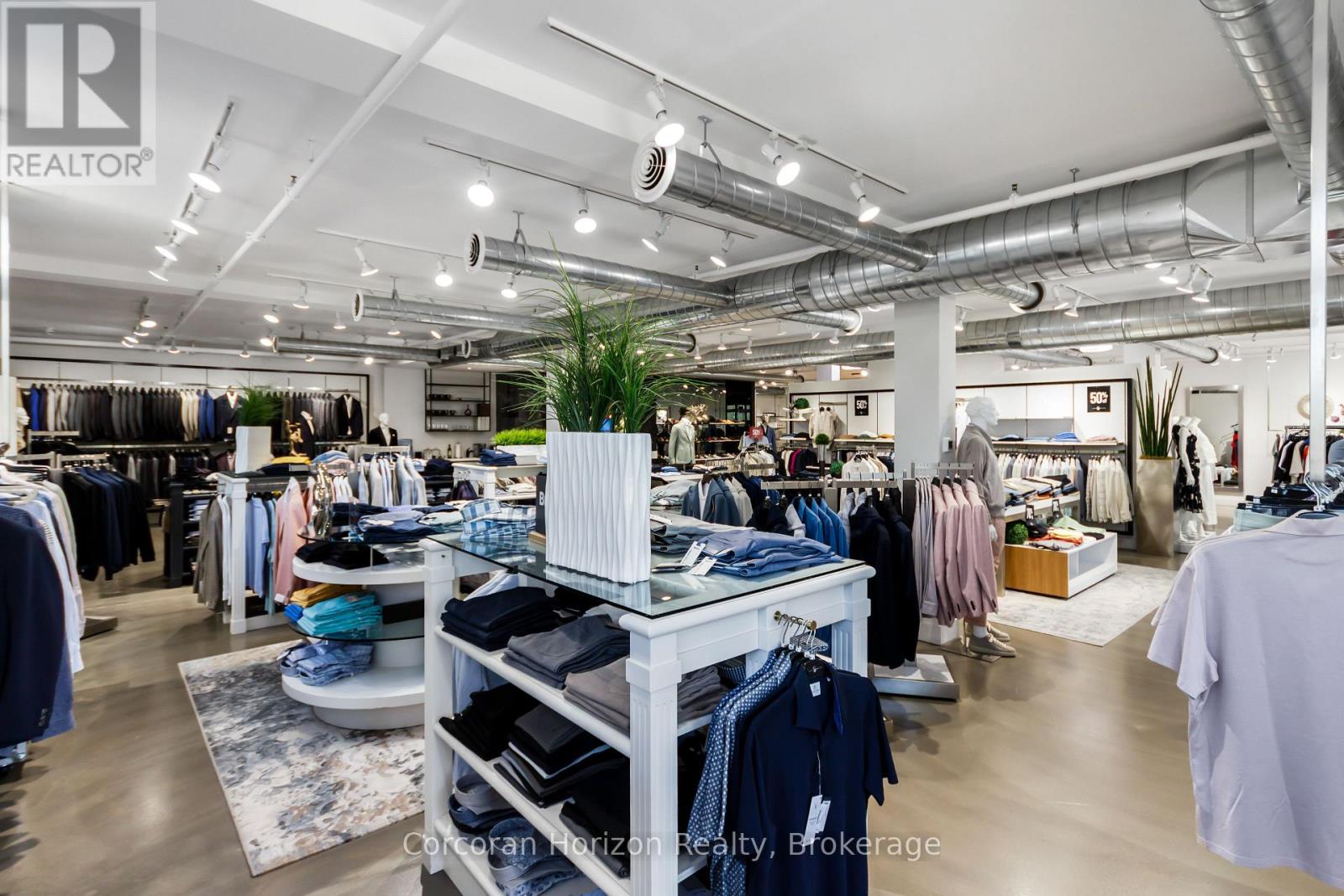 271 Merritt Street, St. Catharines (Oakdale), Ontario  L2T 1K1 - Photo 46 - X12369475