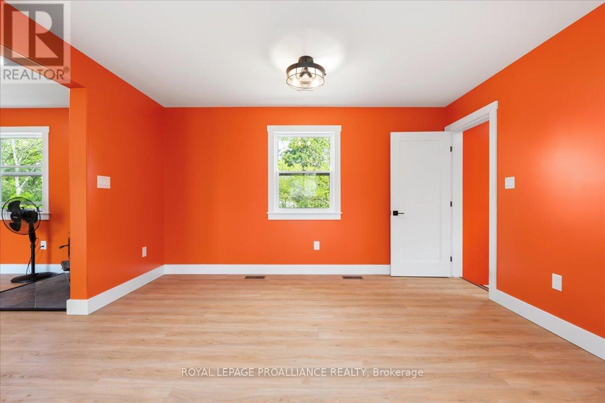 31 Ashe Crescent, Belleville, Ontario  K8N 4Z4 - Photo 12 - X12369481