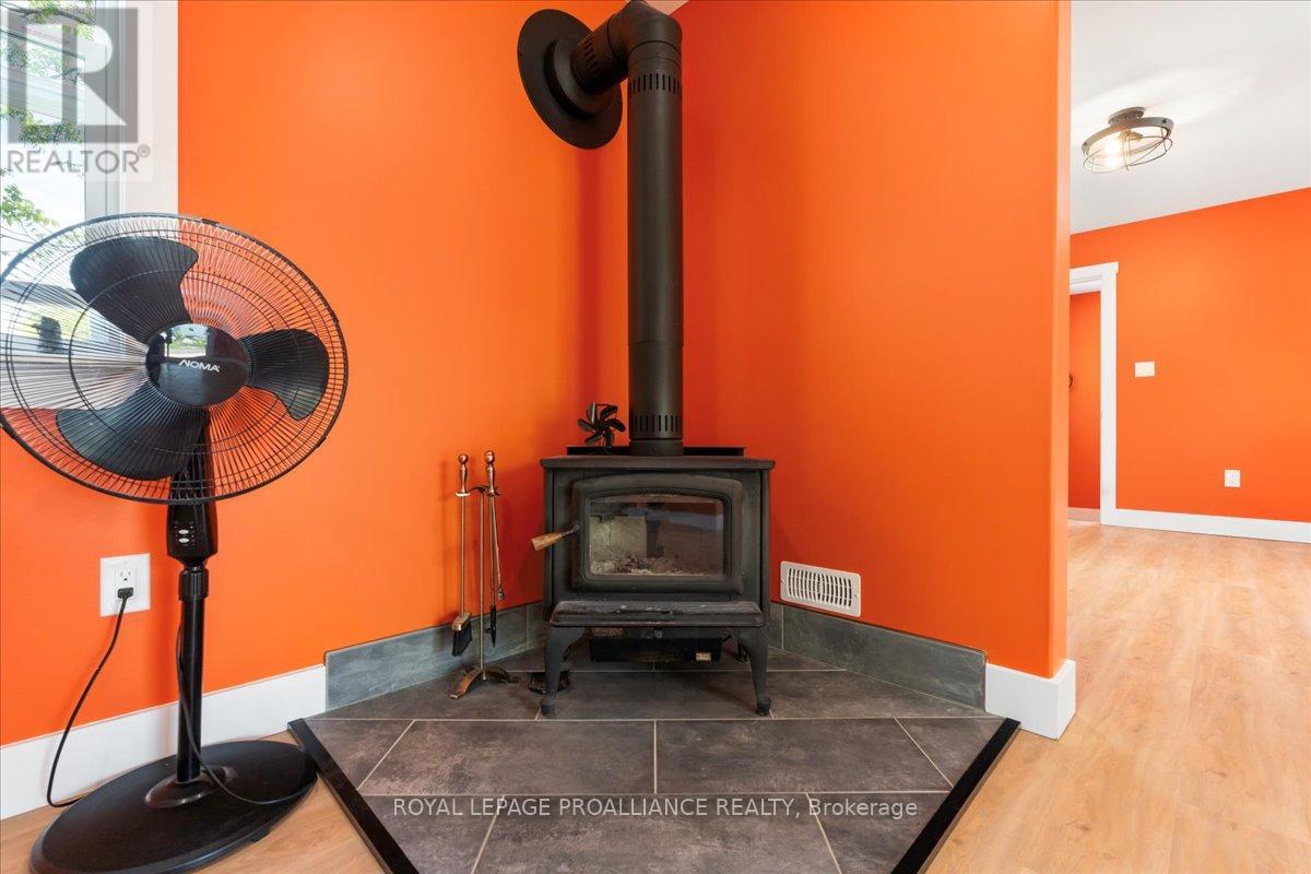 31 Ashe Crescent, Belleville, Ontario  K8N 4Z4 - Photo 22 - X12369481