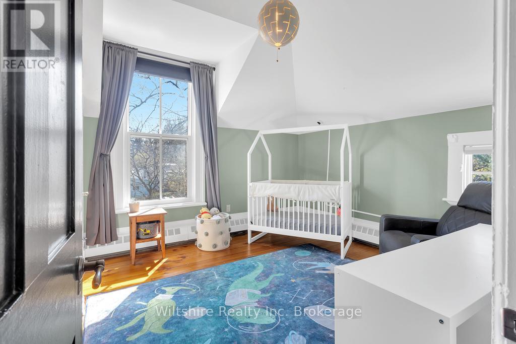 64 South Street W, Aylmer, Ontario  N5H 1R1 - Photo 17 - X12369516