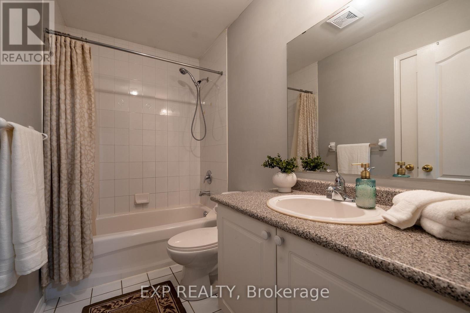37 Farthingale Crescent, Brampton, Ontario  L7A 1S8 - Photo 25 - W12369520