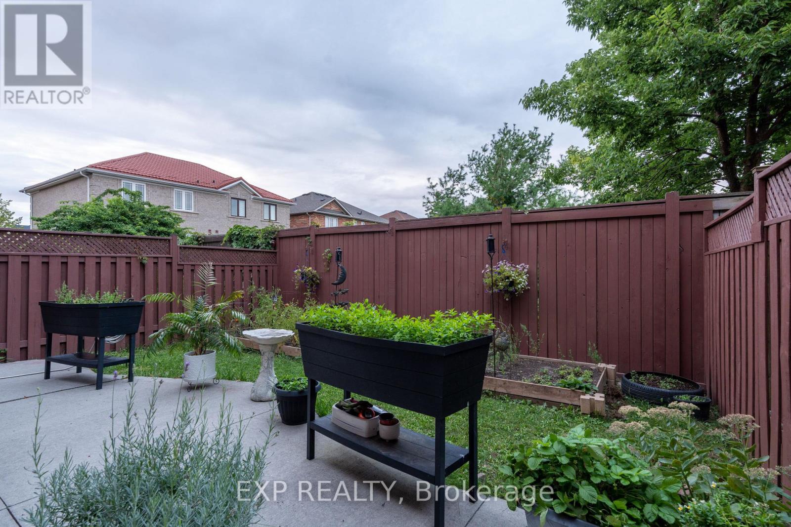 37 Farthingale Crescent, Brampton, Ontario  L7A 1S8 - Photo 33 - W12369520