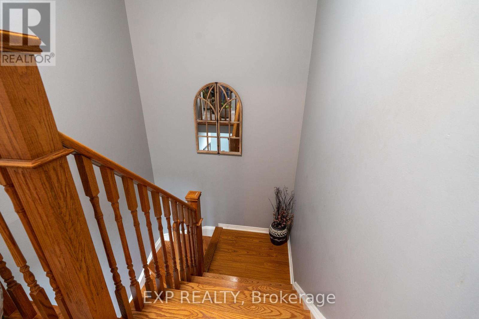 37 Farthingale Crescent, Brampton, Ontario  L7A 1S8 - Photo 15 - W12369520