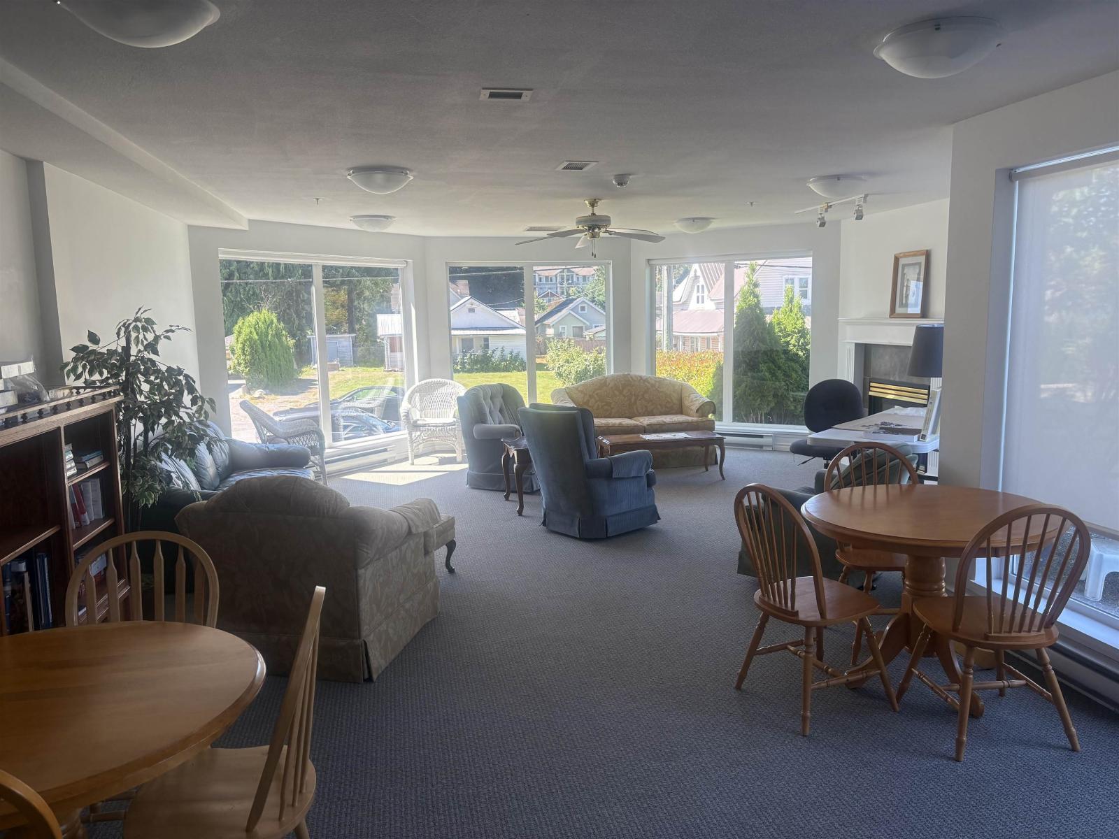 202 45745 Princess Avenue, Chilliwack Proper West, Chilliwack, British Columbia  V2P 2B5 - Photo 3 - R3027335