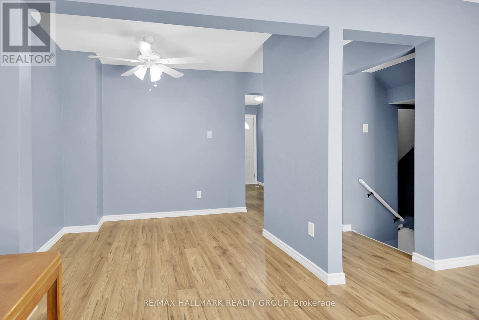 113 - 2570 Southvale Crescent, Ottawa, Ontario  K1B 5B6 - Photo 4 - X12369536