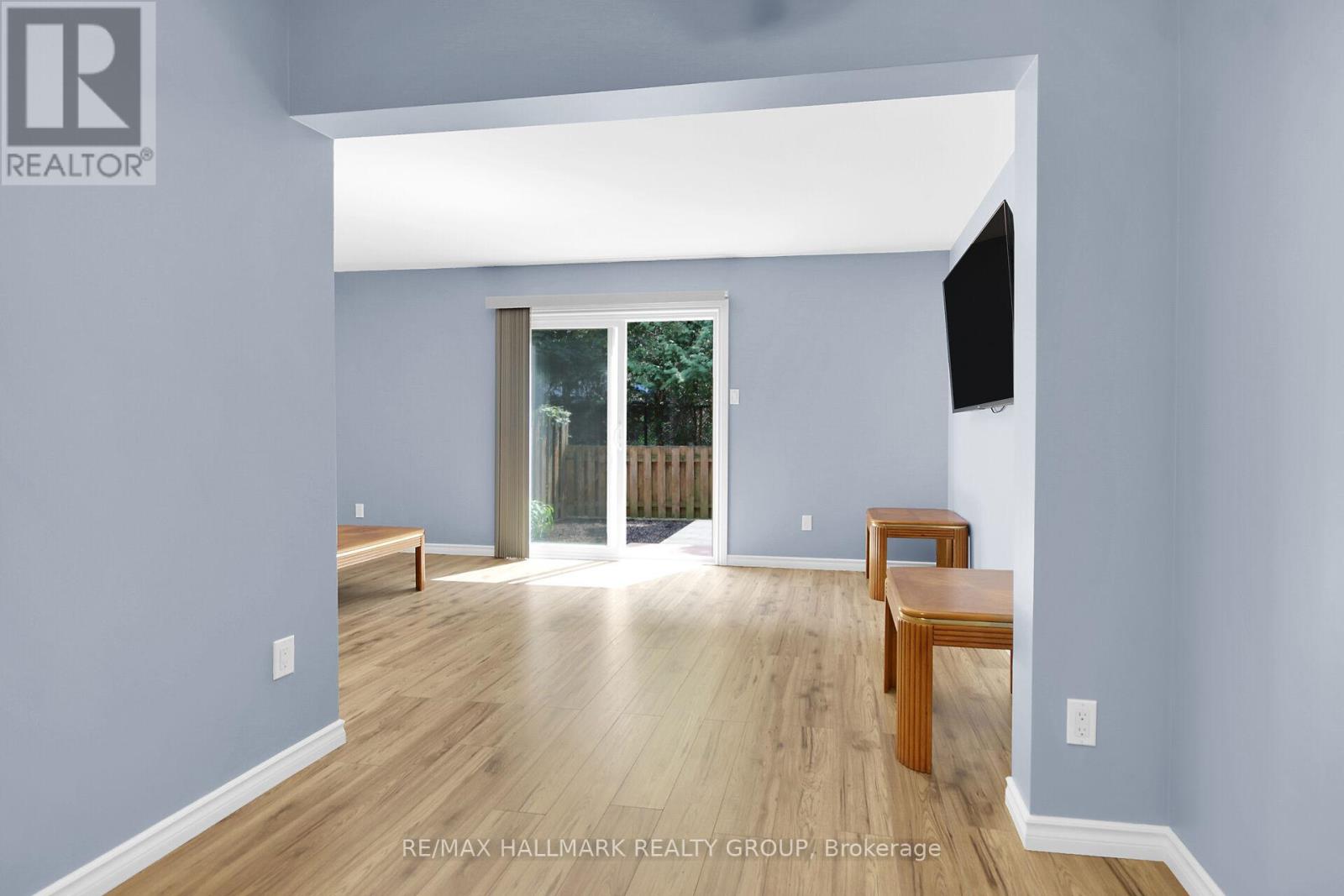 113 - 2570 Southvale Crescent, Ottawa, Ontario  K1B 5B6 - Photo 8 - X12369536