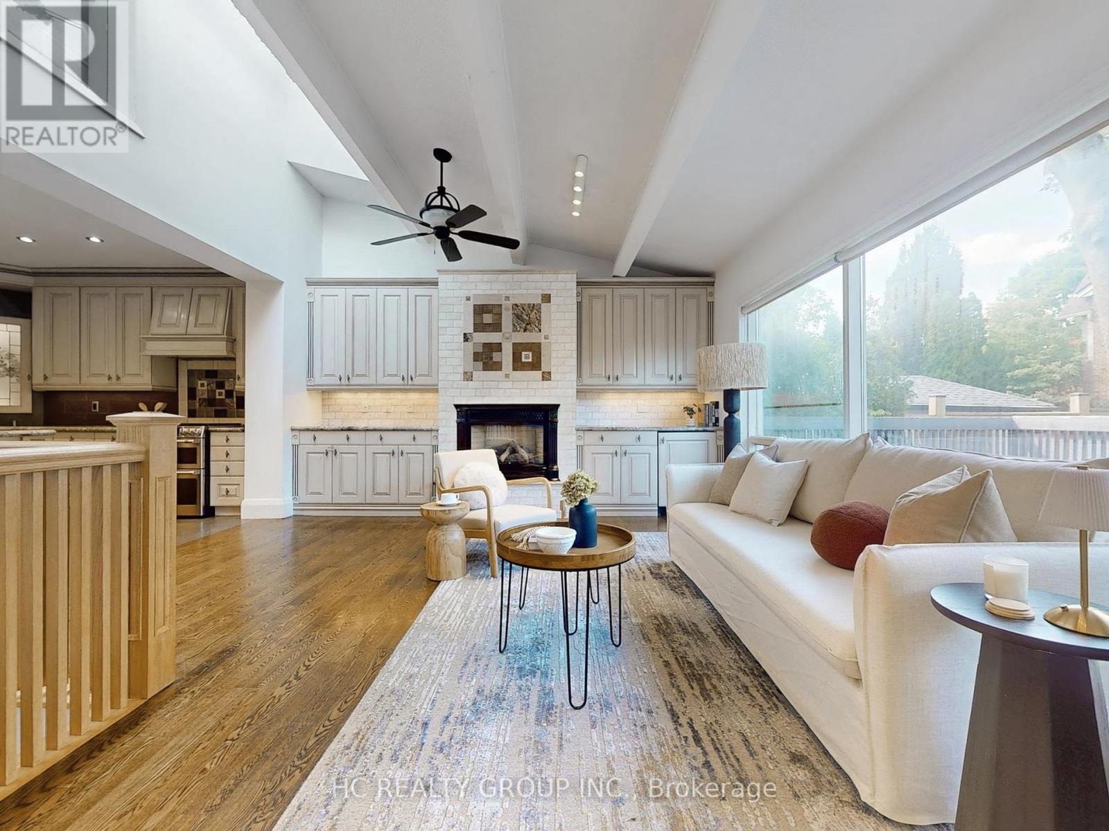 124 Lawrence Avenue E, Toronto, Ontario  M4N 1S8 - Photo 18 - C12369459
