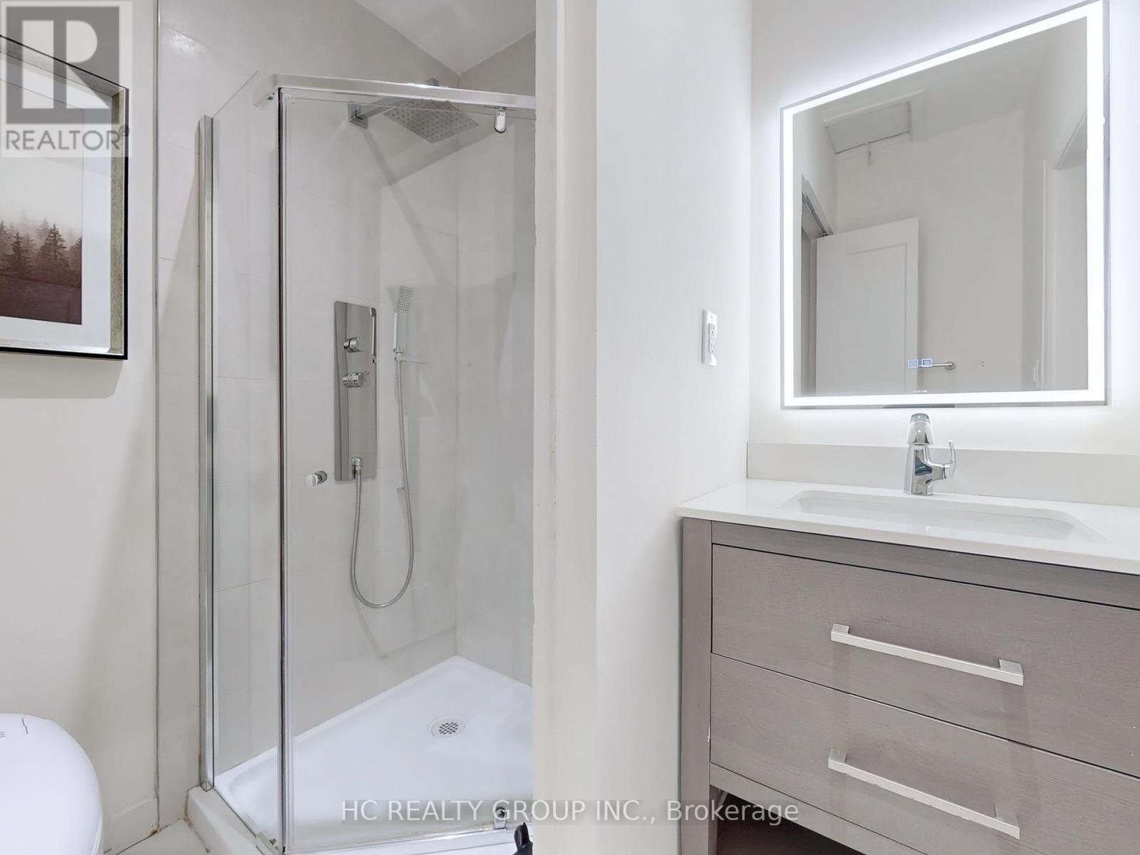 124 Lawrence Avenue E, Toronto, Ontario  M4N 1S8 - Photo 30 - C12369459