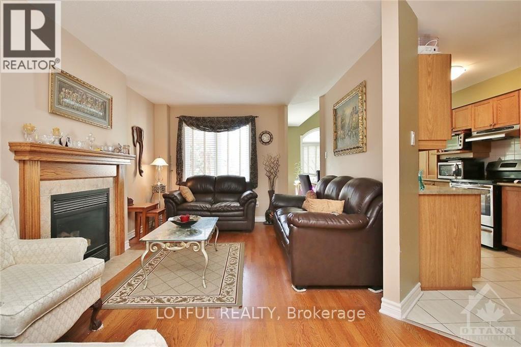 212 Meadowlilly Road, Ottawa, Ontario  K1T 4H1 - Photo 26 - X12301388