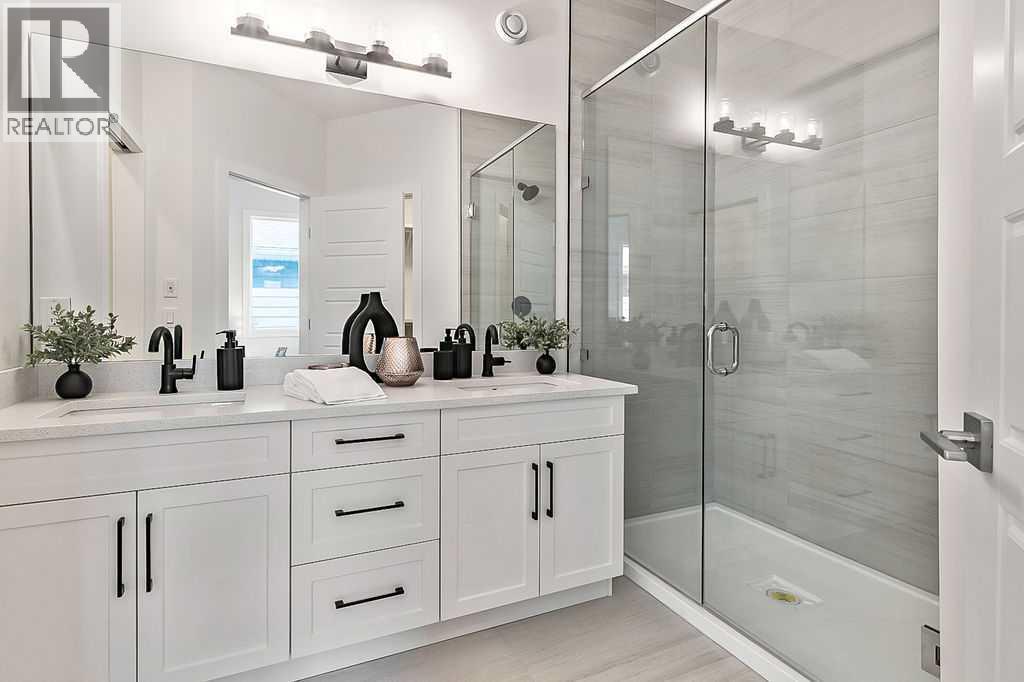 50 Drake Landing Square, Okotoks, Alberta  T1S 0R4 - Photo 17 - A2182712