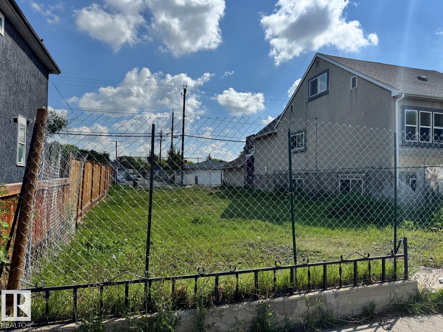 11019 95 ST NW, Edmonton, Alberta