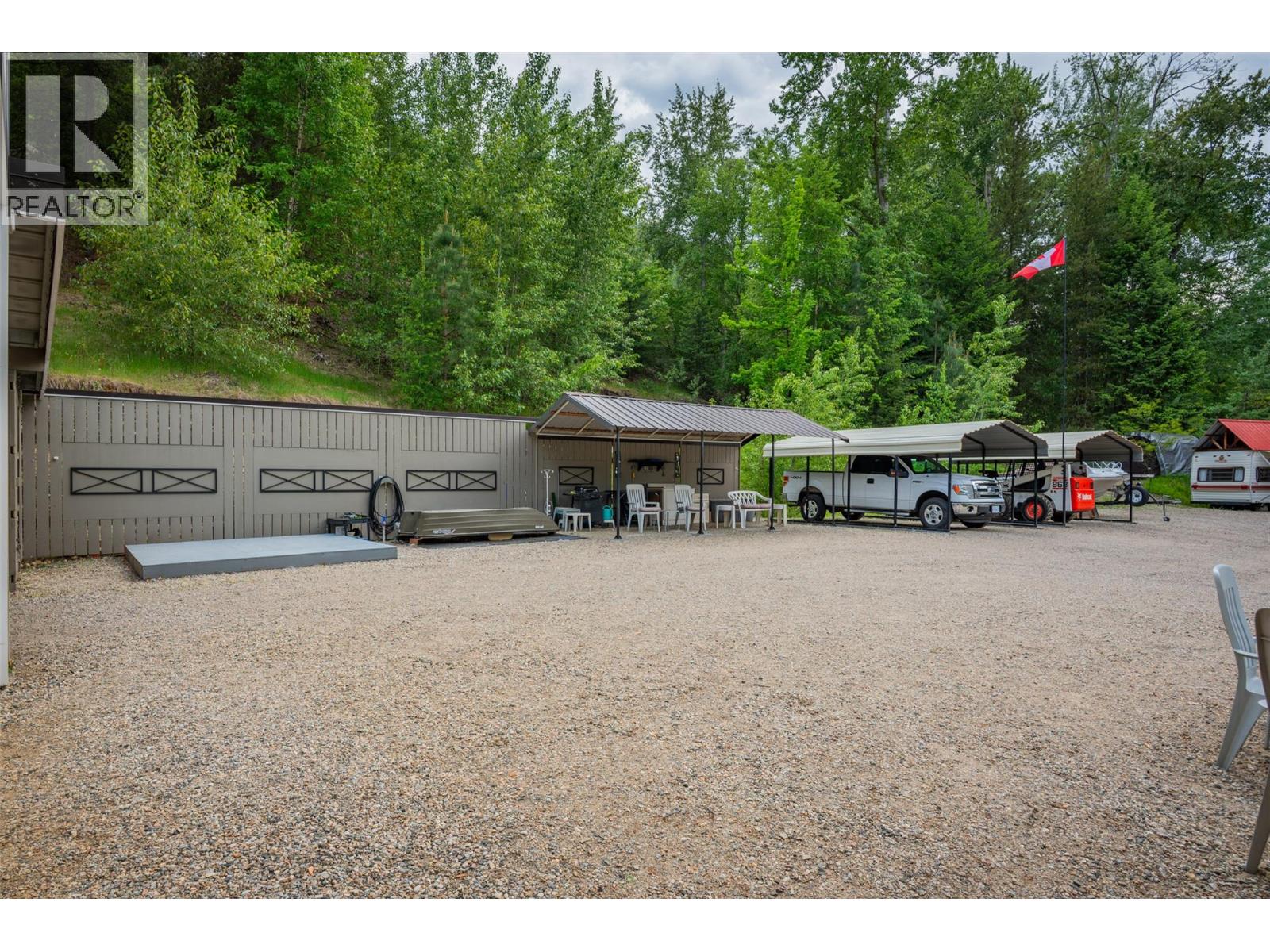 2060 Casino Road, Trail, British Columbia  V1R 4X3 - Photo 48 - 10360915