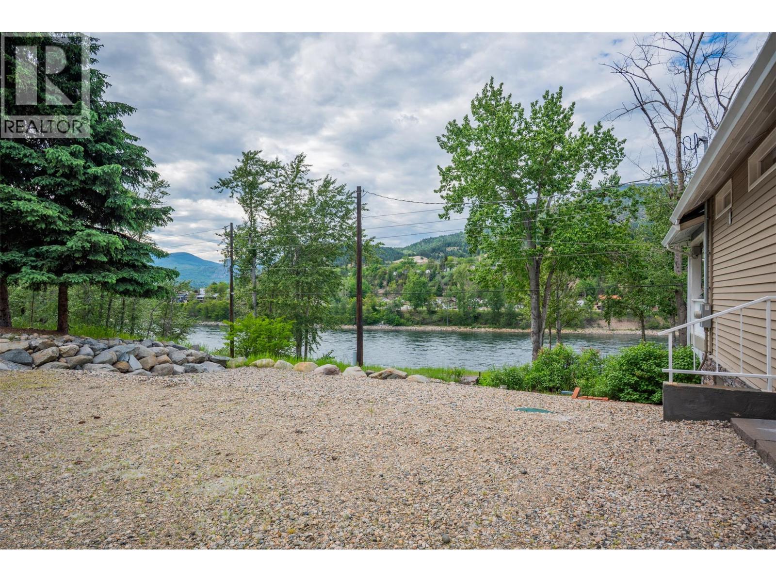 2060 Casino Road, Trail, British Columbia  V1R 4X3 - Photo 58 - 10360915