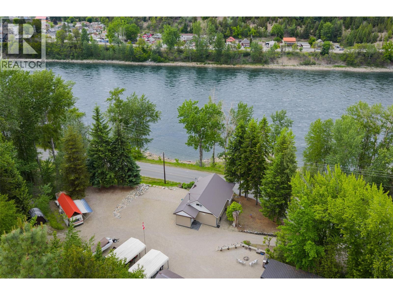 2060 Casino Road, Trail, British Columbia  V1R 4X3 - Photo 67 - 10360915
