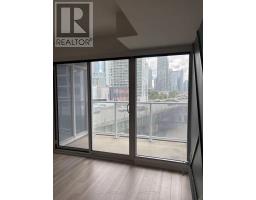 707 - 19 BATHURST STREET E