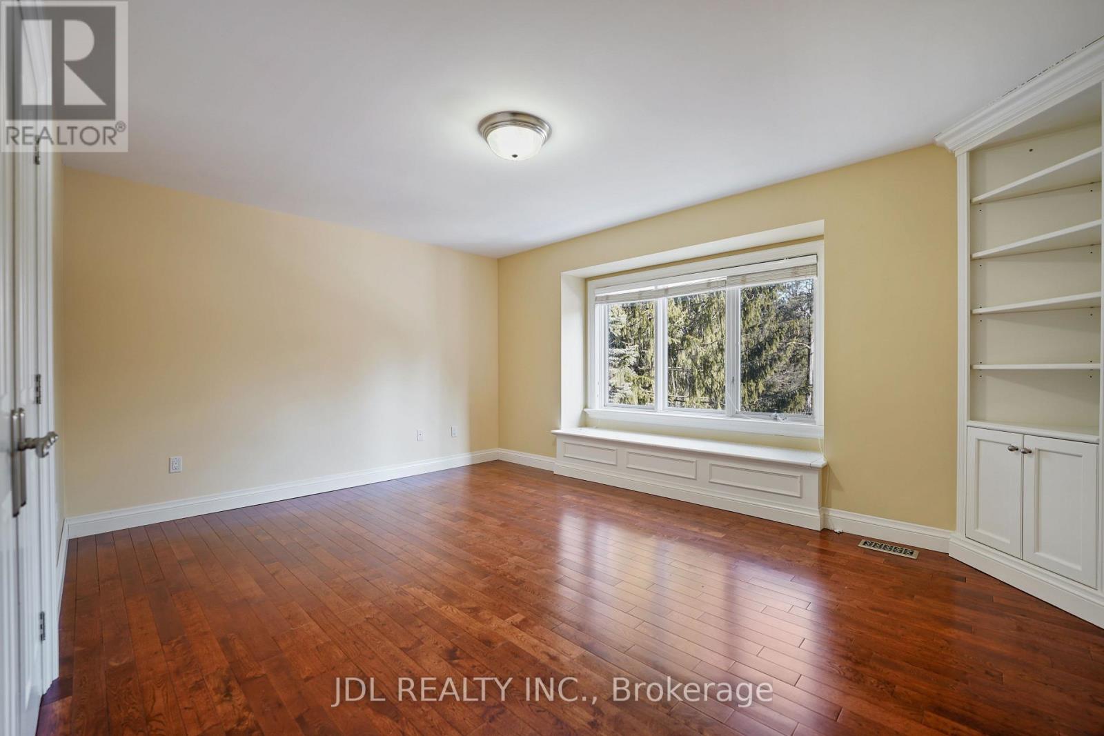 1283 Lindburgh Court, Mississauga, Ontario  L5H 4J2 - Photo 34 - W12369560