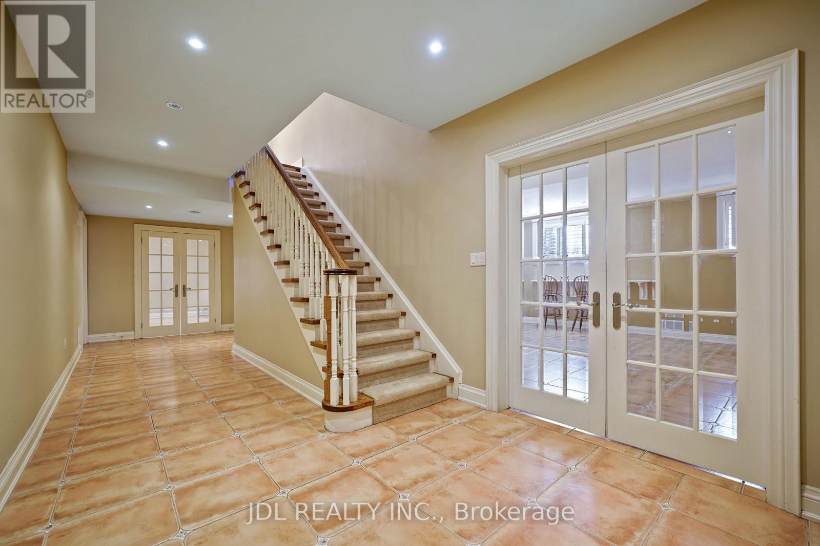 1283 Lindburgh Court, Mississauga, Ontario  L5H 4J2 - Photo 35 - W12369560