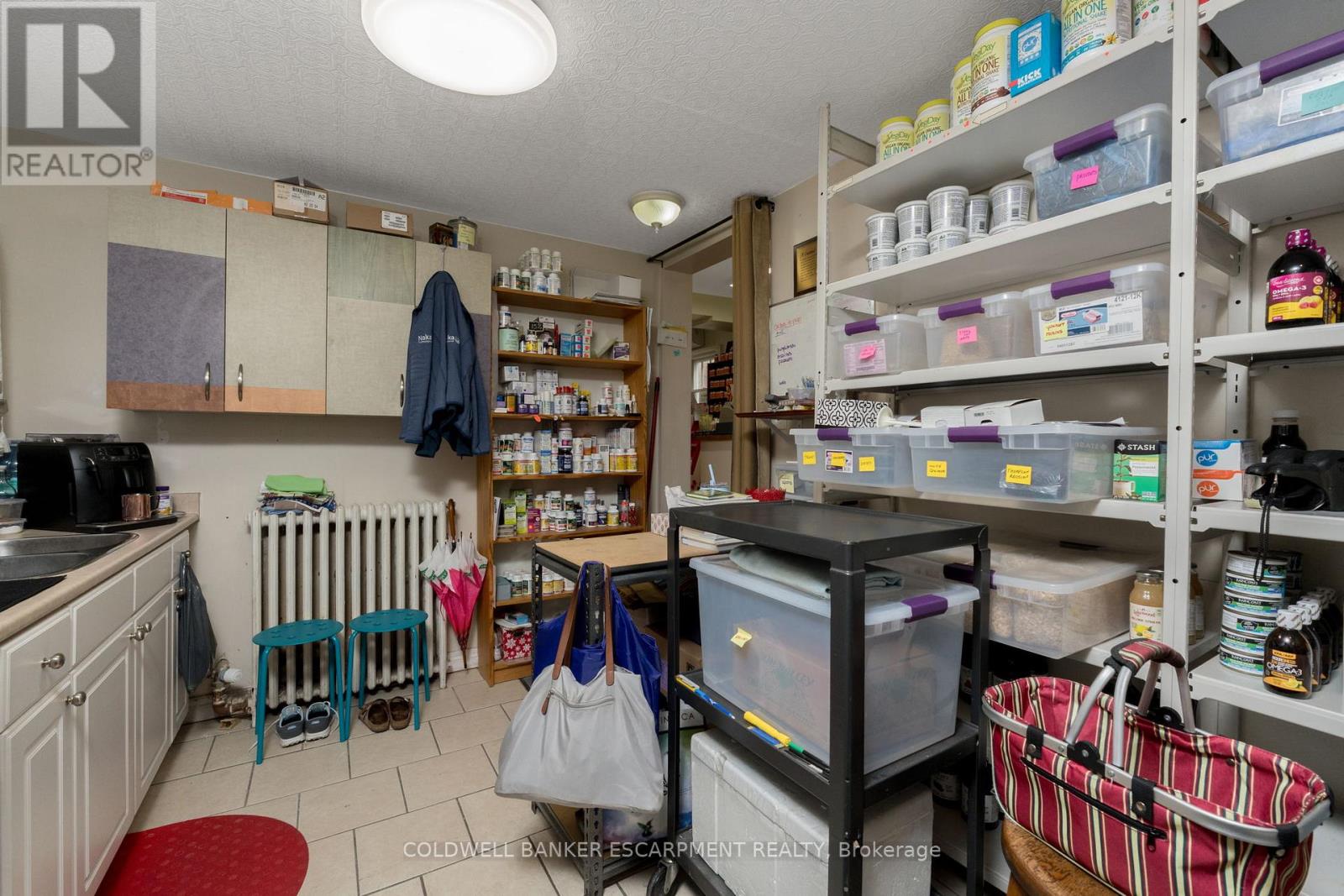 20 Mill Street E, Halton Hills (Ac Acton), Ontario  L7J 1G9 - Photo 17 - W12369563