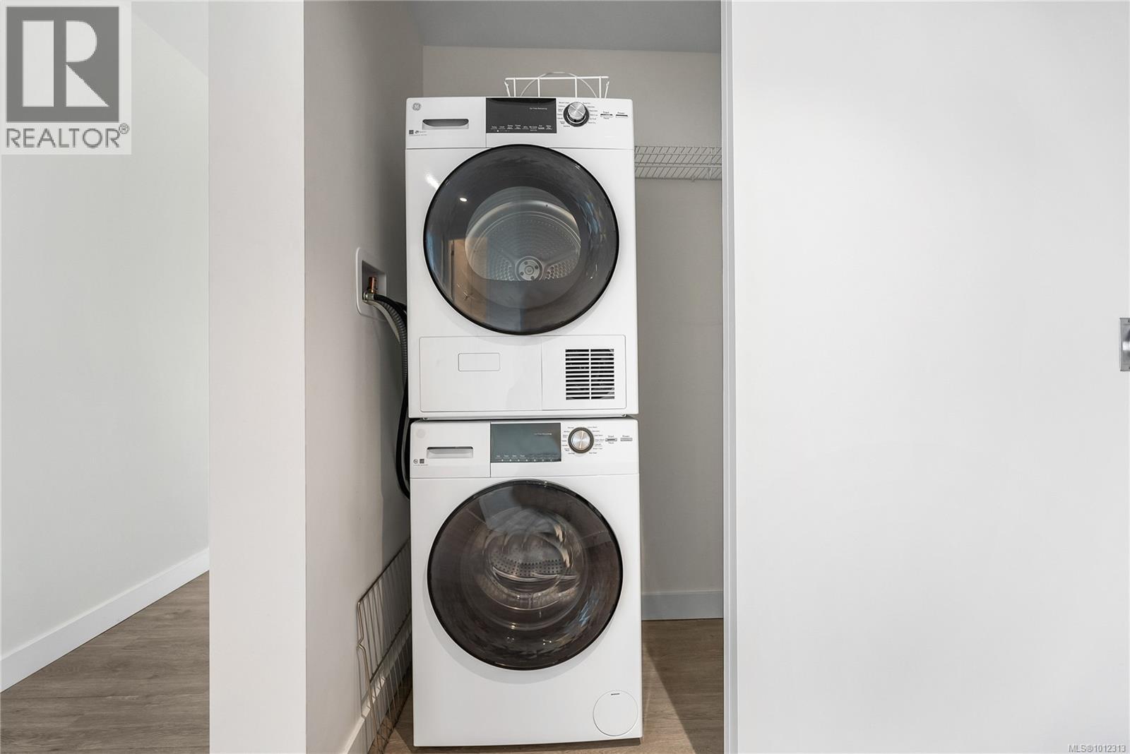 1002 845 Johnson St, Victoria, British Columbia  V8W 0G3 - Photo 22 - 1012313