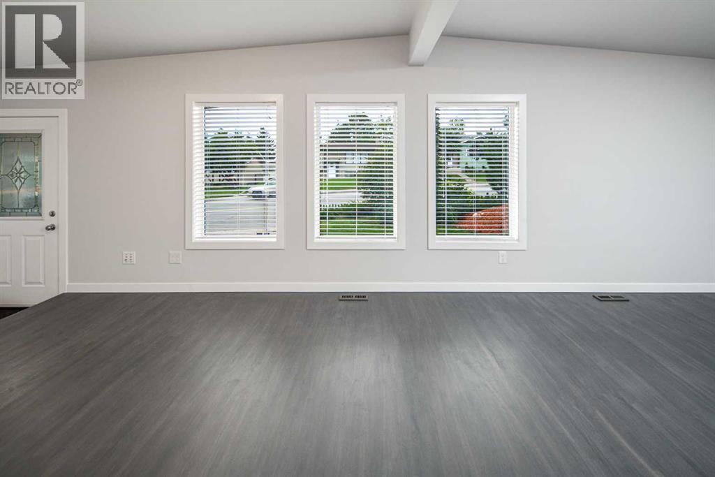 5808 Dalton Drive Nw, Calgary, Alberta  T3A 1C6 - Photo 6 - A2246114