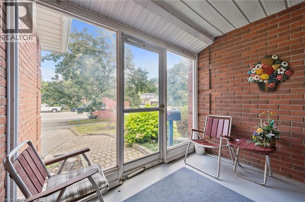Property at 282 WESTHEIGHTS Drive image 3