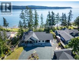 176 Baynes Dr Union Bay/Fanny Bay, Fanny Bay, Ca