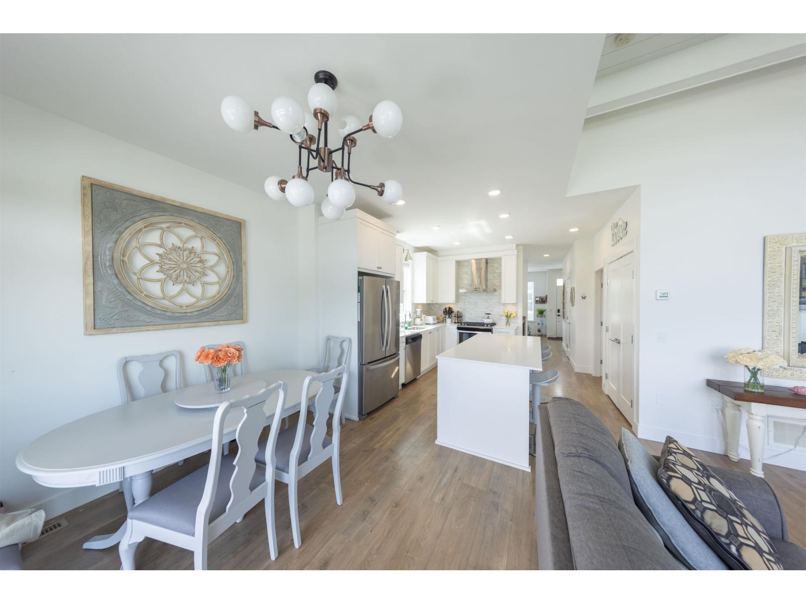 Property at 15 5528 148 STREET image 4
