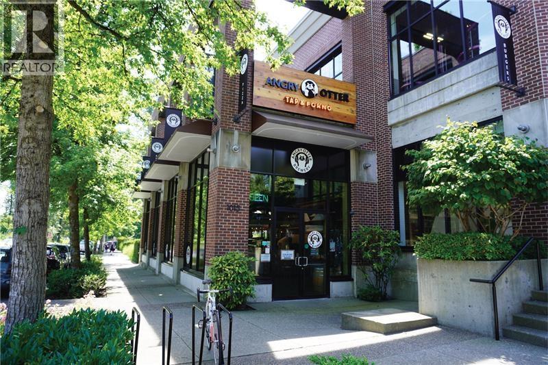 1015 MARINE DRIVE, Vancouver, British Columbia