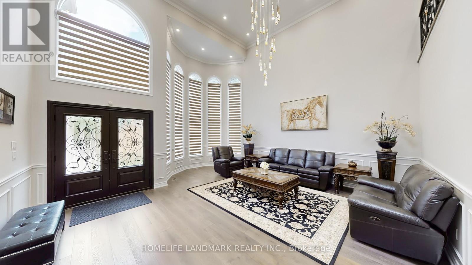 Property at 16 CRESCENTVIEW ROAD image 3