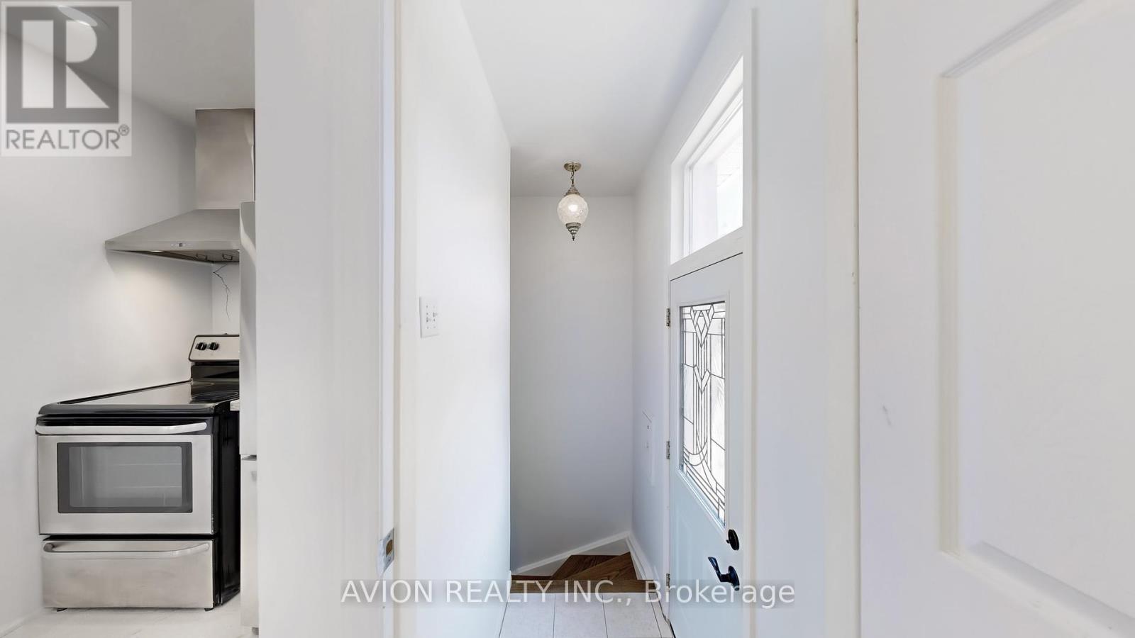 246 Beechy Drive, Richmond Hill (Crosby), Ontario  L4C 2X7 - Photo 15 - N12369595