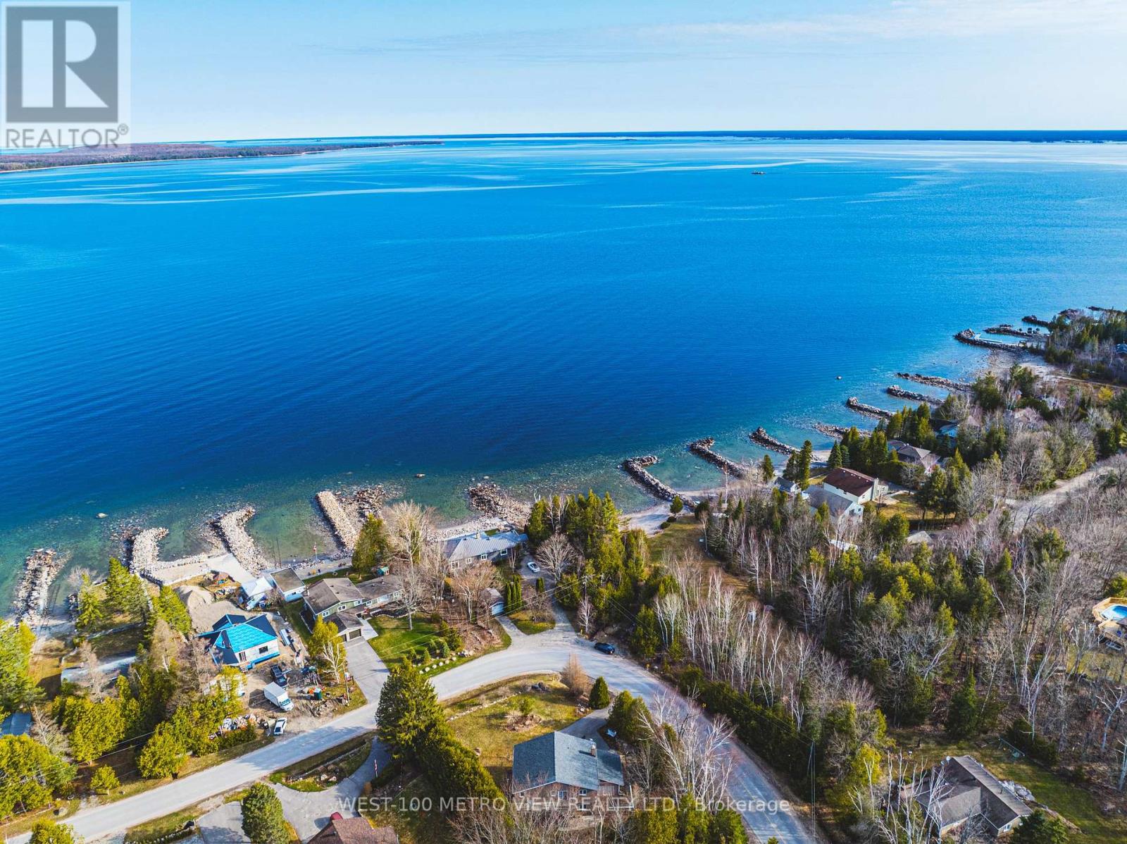 2476 Champlain Road, Tiny, Ontario  L9M 0C3 - Photo 2 - S12369584