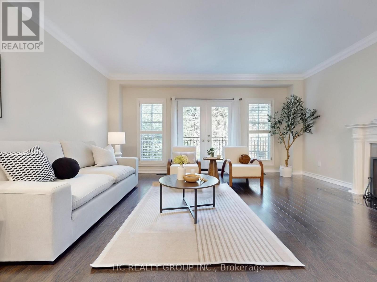10 Cole Millway, Toronto, Ontario  M4N 3P8 - Photo 3 - C12369601