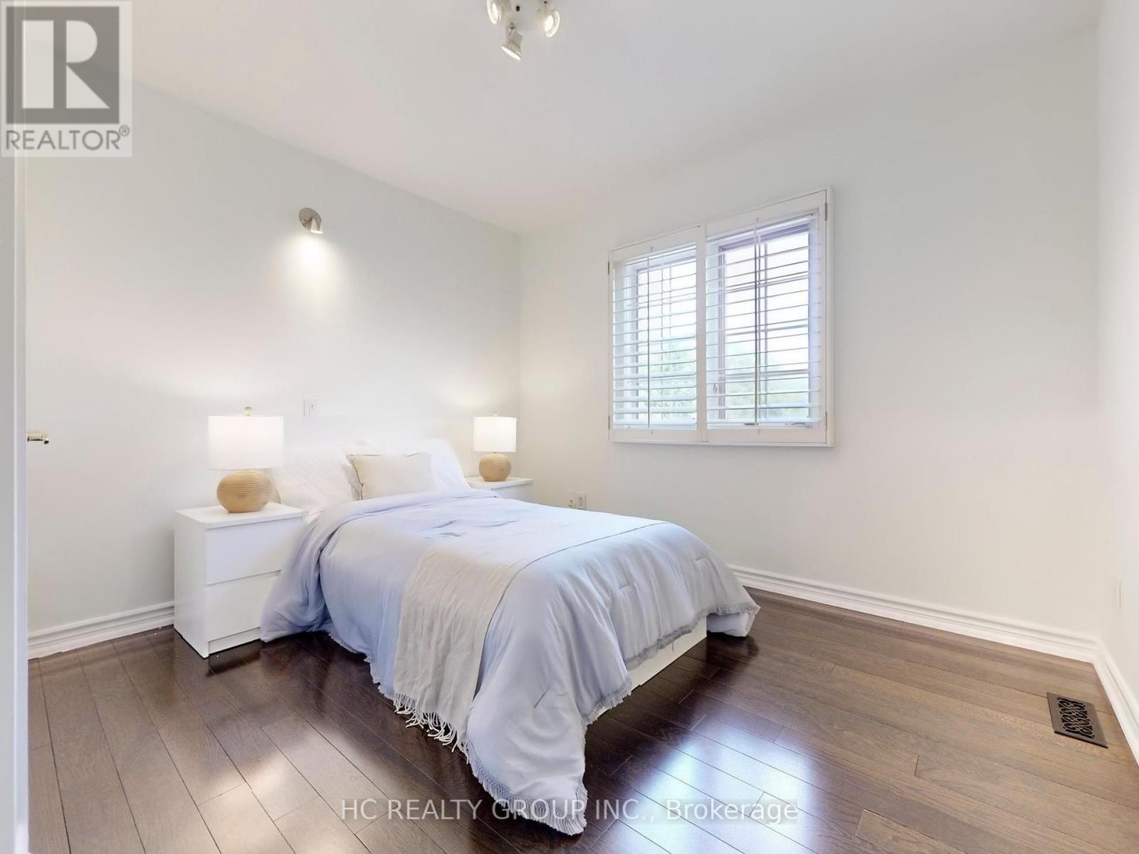 10 Cole Millway, Toronto, Ontario  M4N 3P8 - Photo 35 - C12369601