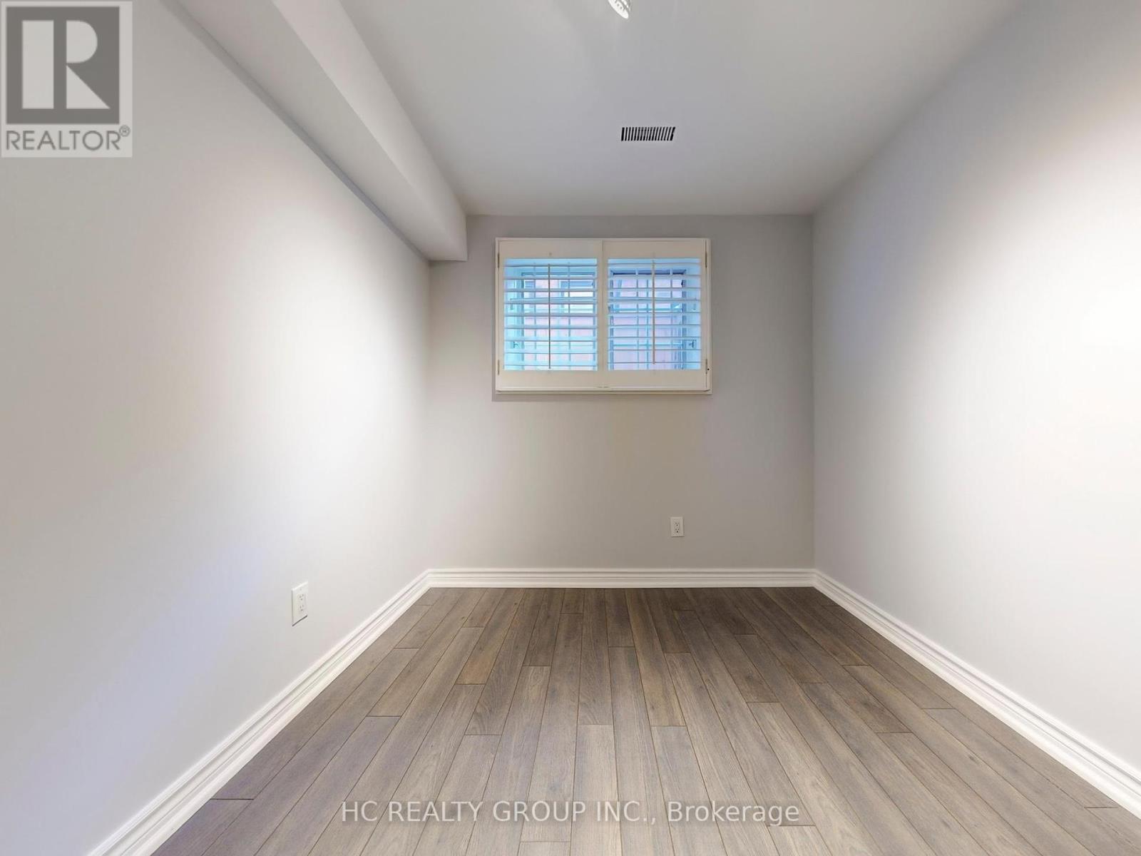 10 Cole Millway, Toronto, Ontario  M4N 3P8 - Photo 41 - C12369601