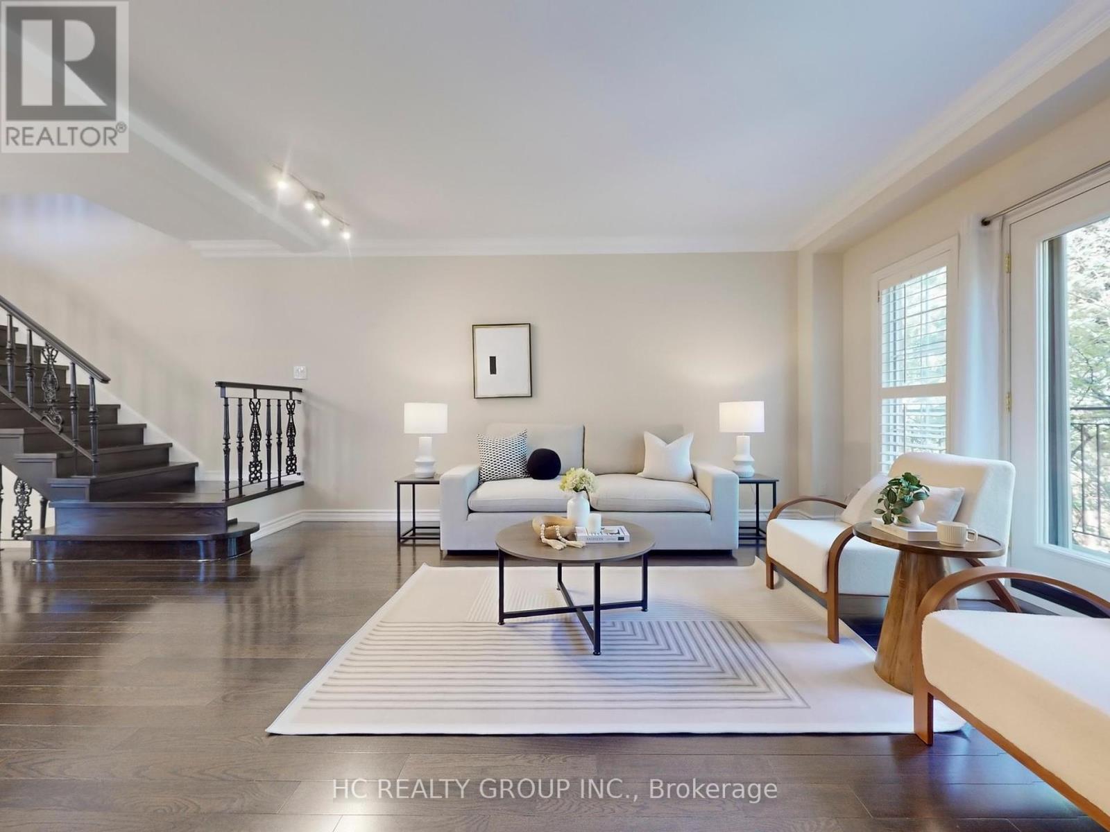 10 Cole Millway, Toronto, Ontario  M4N 3P8 - Photo 5 - C12369601