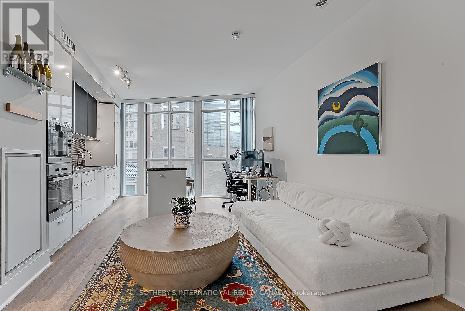 315 - 32 Davenport Road, Toronto, Ontario  M5R 0B5 - Photo 5 - C12369603