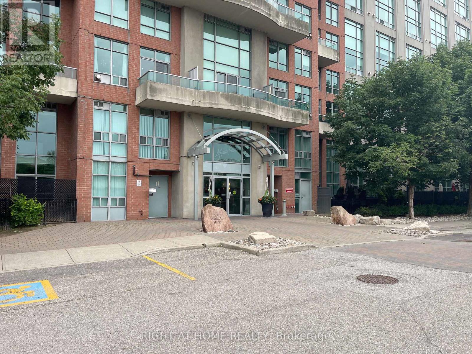 322 - 200 MANITOBA STREET, Toronto, Ontario