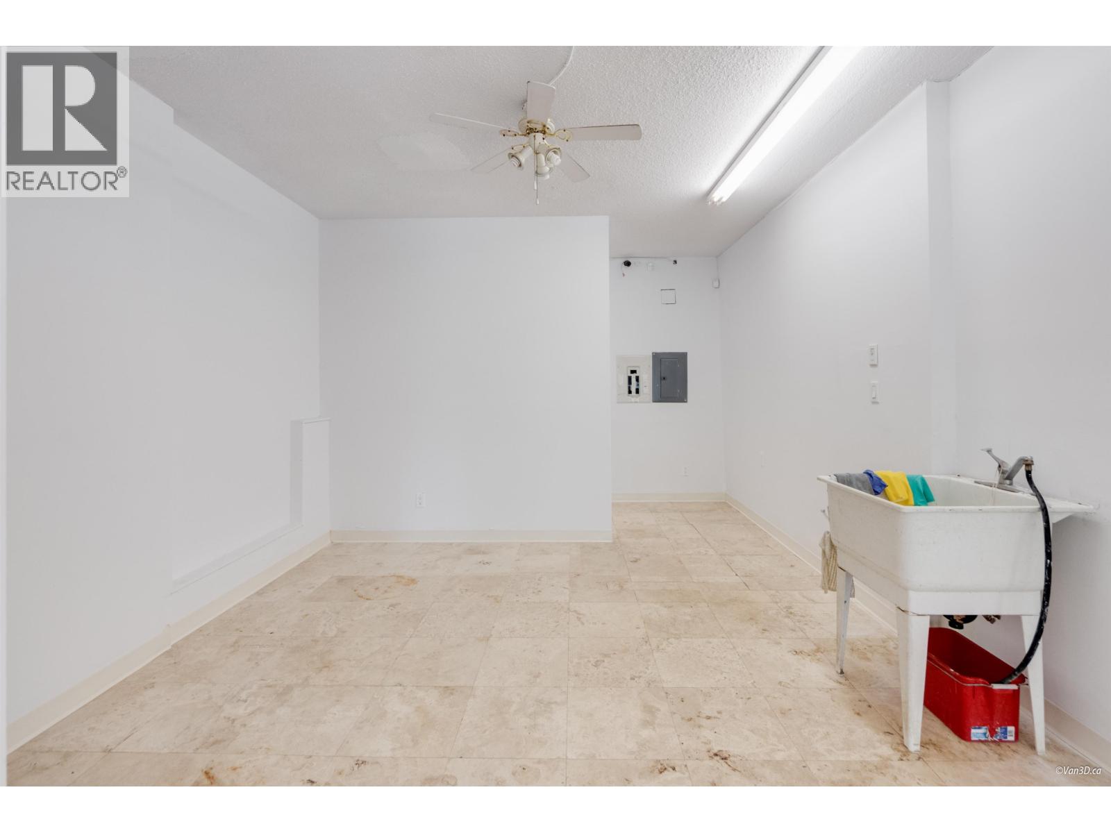 4280 Slocan Street, Vancouver, British Columbia  V5R 1Z4 - Photo 11 - C8071711