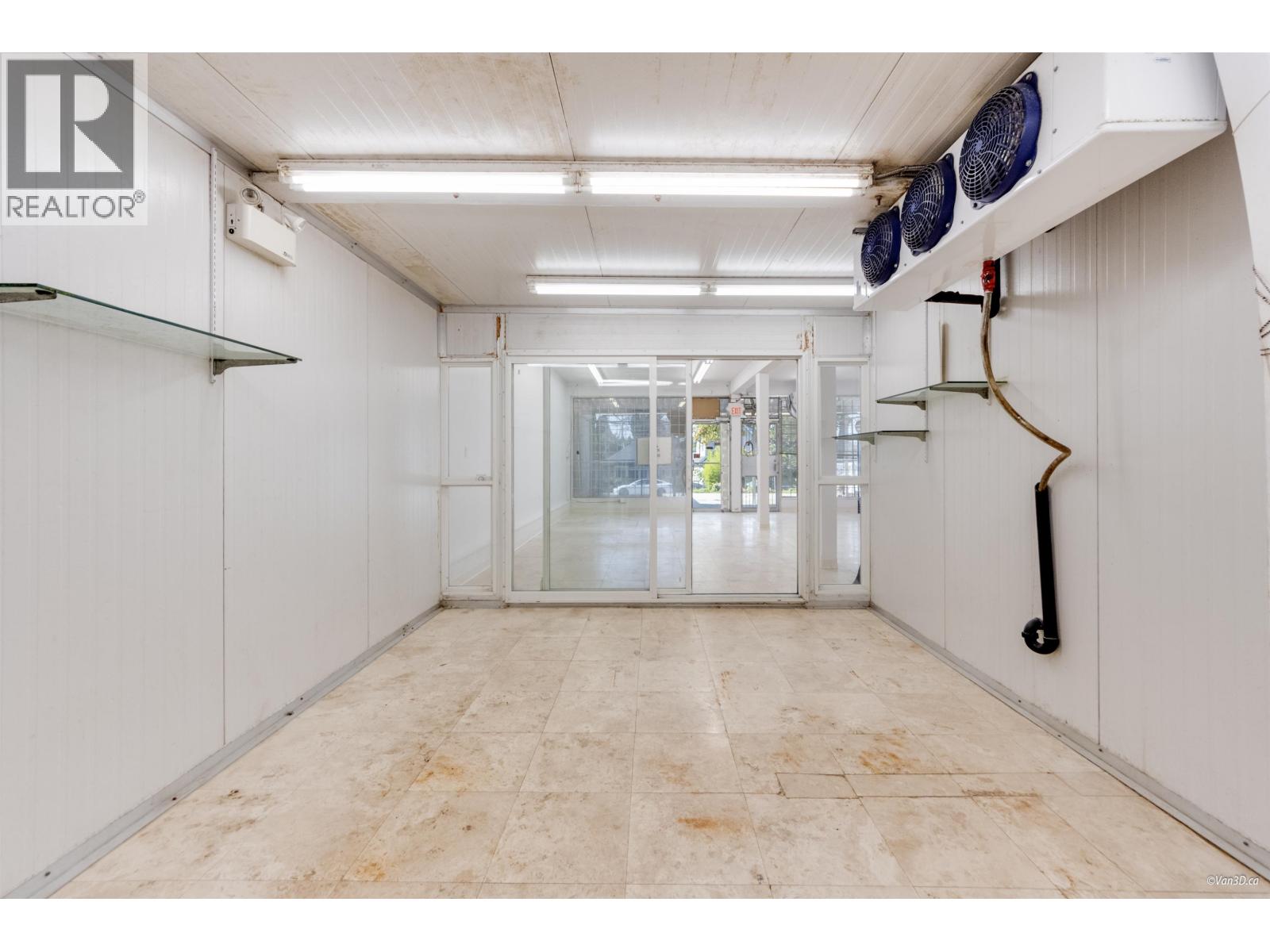 4280 Slocan Street, Vancouver, British Columbia  V5R 1Z4 - Photo 16 - C8071711