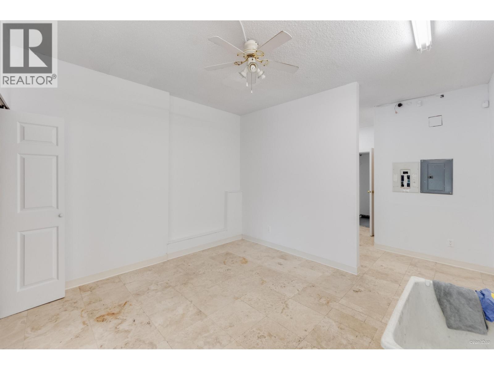 4280 Slocan Street, Vancouver, British Columbia  V5R 1Z4 - Photo 10 - C8071711