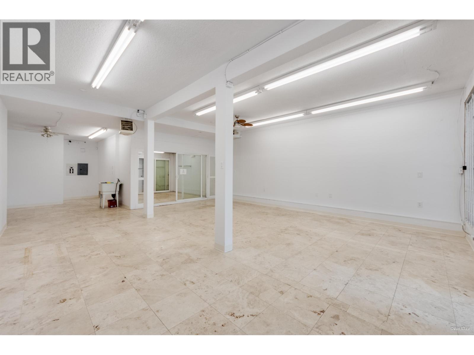 4280 Slocan Street, Vancouver, British Columbia  V5R 1Z4 - Photo 8 - C8071711