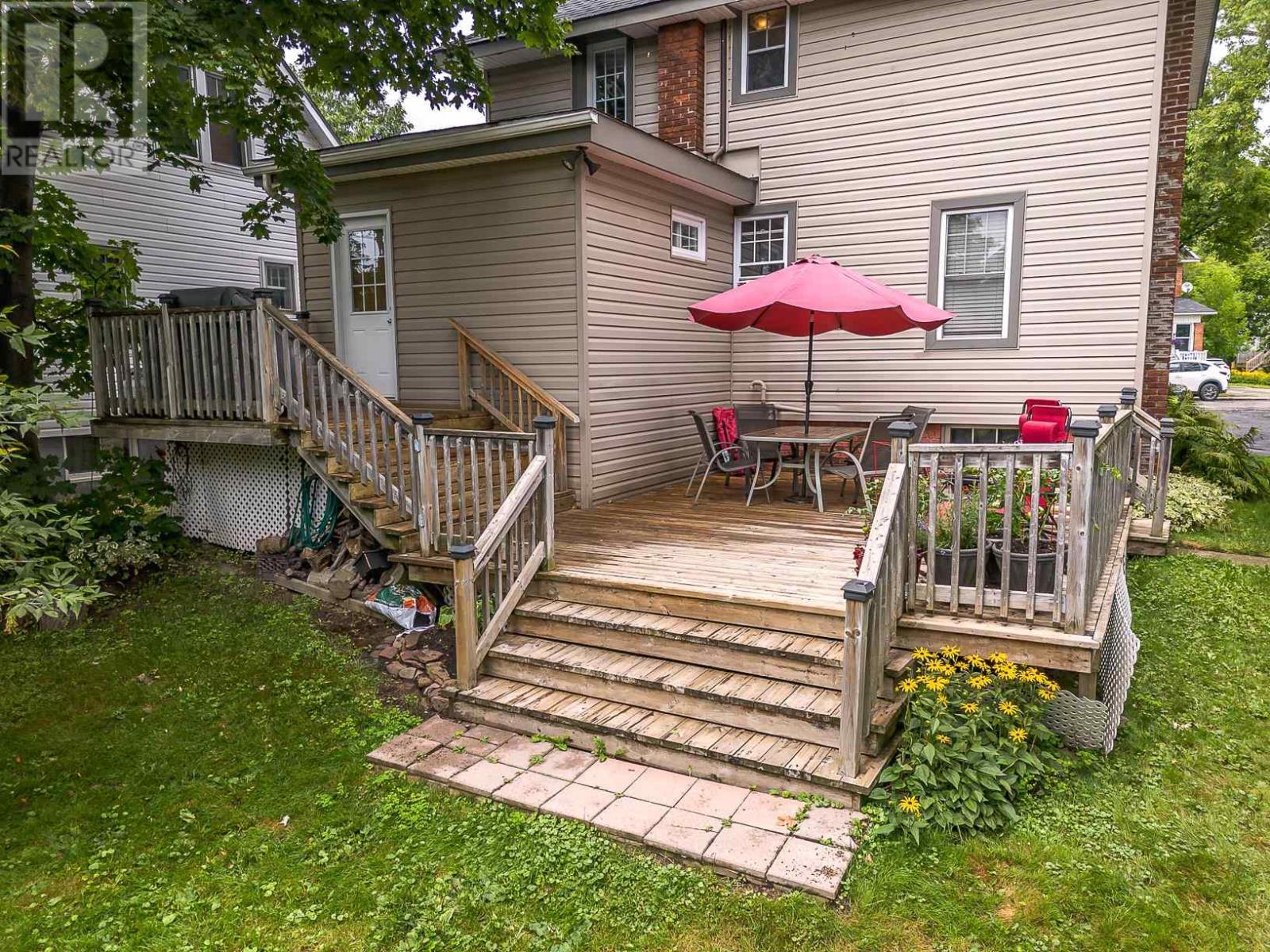 31 The Dr, Sault Ste. Marie, Ontario  P6B 1B8 - Photo 36 - SM252257