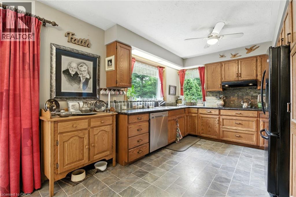 6101 Walkers Line, Burlington, Ontario  L7M 0R2 - Photo 13 - 40763738
