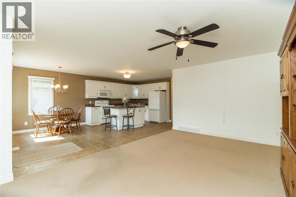 1940 London Line Unit# 207, Sarnia, Ontario  N7W 1B5 - Photo 18 - 25021858