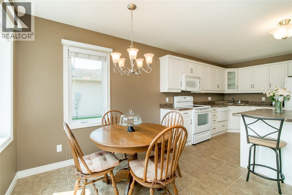 1940 London Line Unit# 207, Sarnia, Ontario  N7W 1B5 - Photo 11 - 25021858